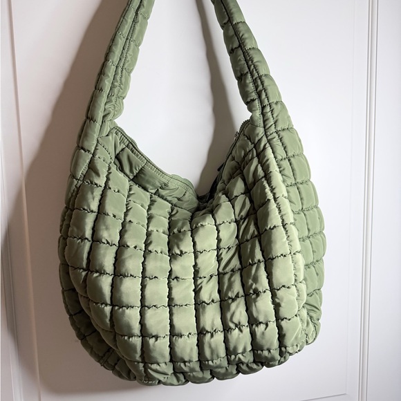 FP Movement Quilted Carryall Bag - Picture 5 of 9